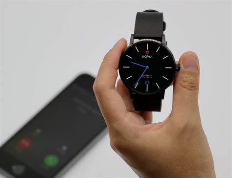 thinnest hybrid smartwatch